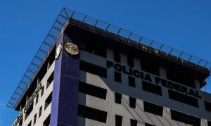 PF faz operação contra fraudes na concessão de benefícios do INSS