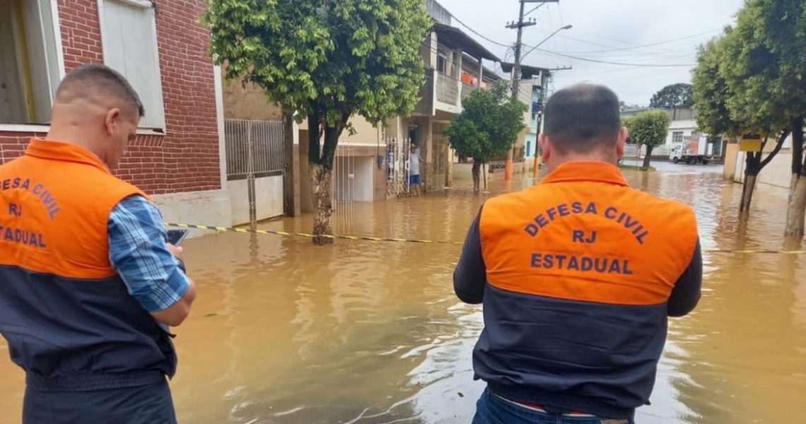 Chuvas em Petrópolis deixam pelo menos 34 mortos