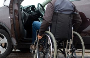 Governo de Minas amplia benefícios de IPVA e ICMS para veículos de pessoas com deficiência
