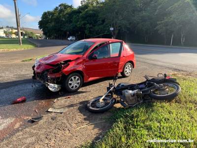 Motociclista fica ferido após colisão com carro na BR-116, próximo a Concessionária da Fiat