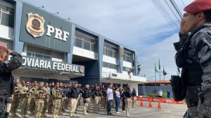 Polícia Militar do Ceará realiza homenagem aos dois heróis da PRF CE que, há sete dias, faleceram em serviço na BR 116