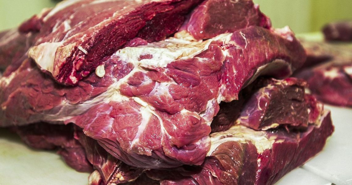 Para conter inflação, governo zera imposto de importação de alimentos