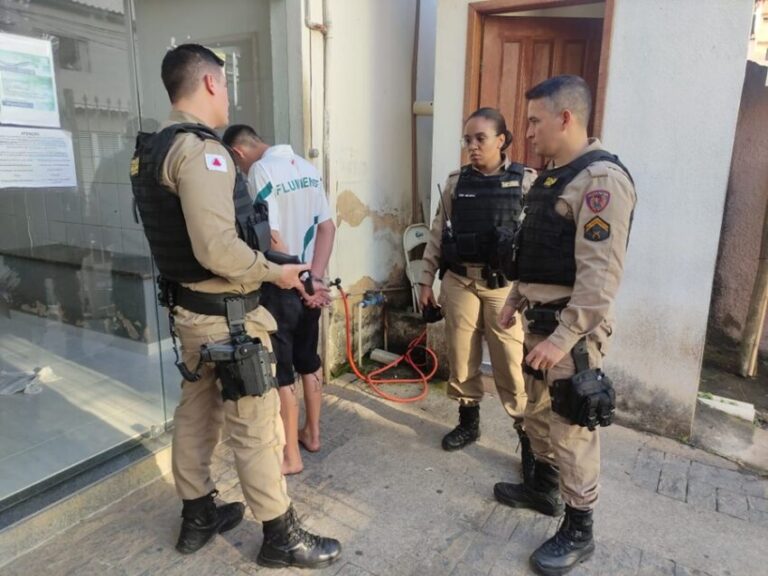 Jovem é preso armado no bairro Santana
