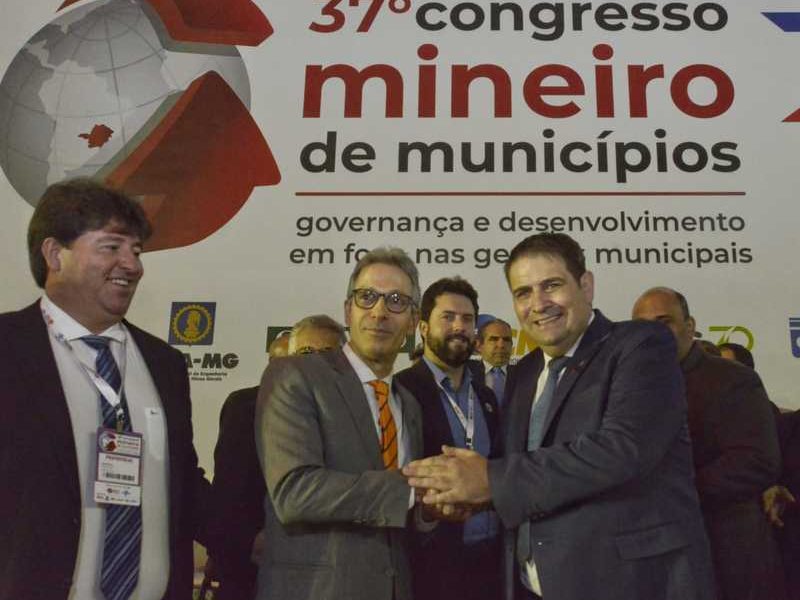 Governo de Minas quita dívida de R$ 7 bi com municípios