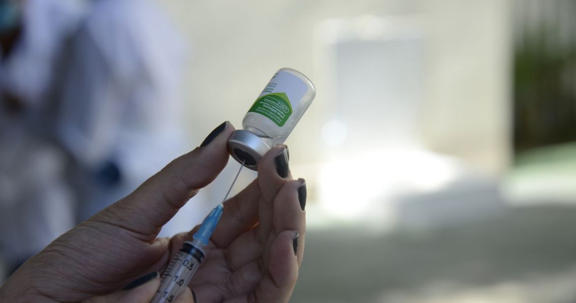 Ministério da Saúde amplia quarta dose para pessoas acima de 50 anos