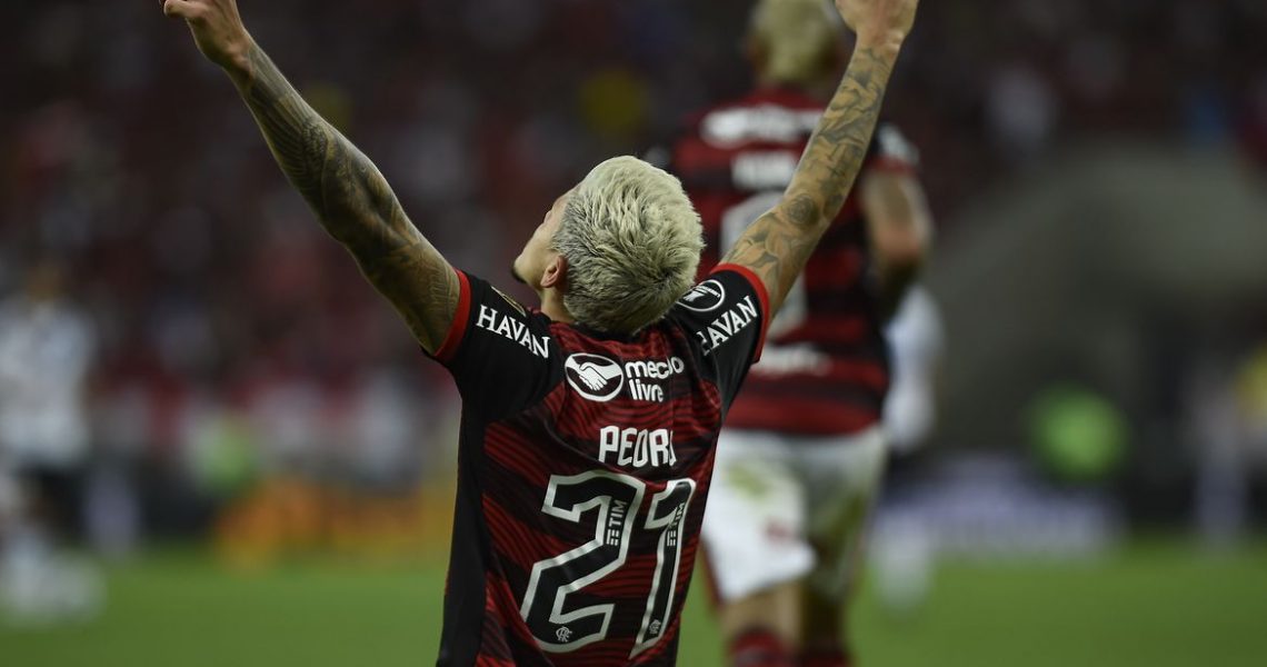 Flamengo derrota Vélez para alcançar final da Libertadores