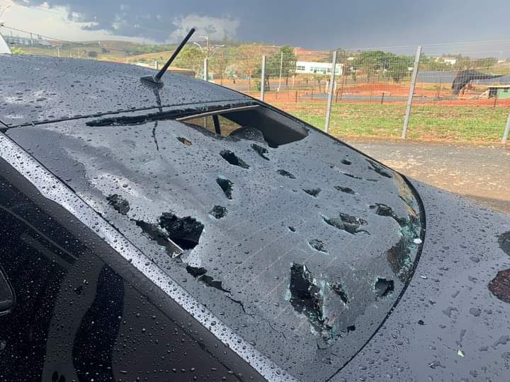 Fatos da chuva de granizo em Bambuí que foram registradas por moradores, causam espantos nas redes sociais