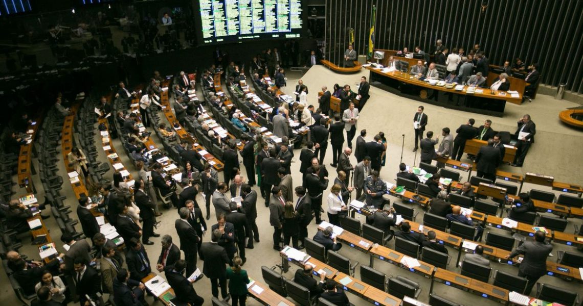 Emendas de bancada e comissões ao Orçamento ultrapassam R$ 234 bilhões