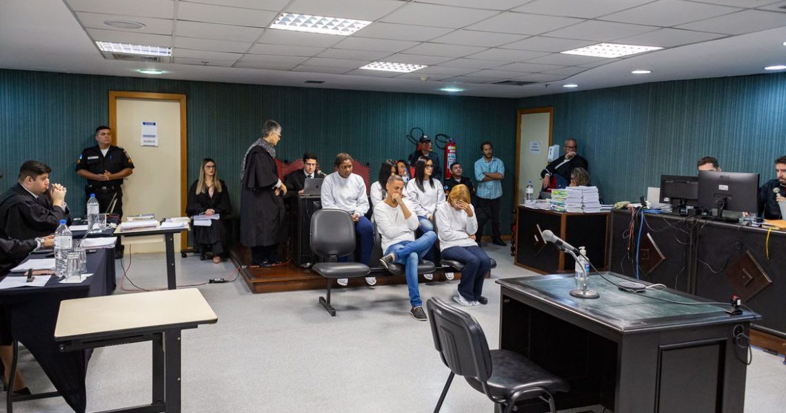 Flordelis é condenada a 50 anos de prisão por assassinato do marido