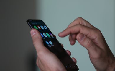 Brasileiro já pode receber alertas de desastres naturais por WhatsApp