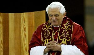 Papa emérito Bento XVI morre aos 95 anos