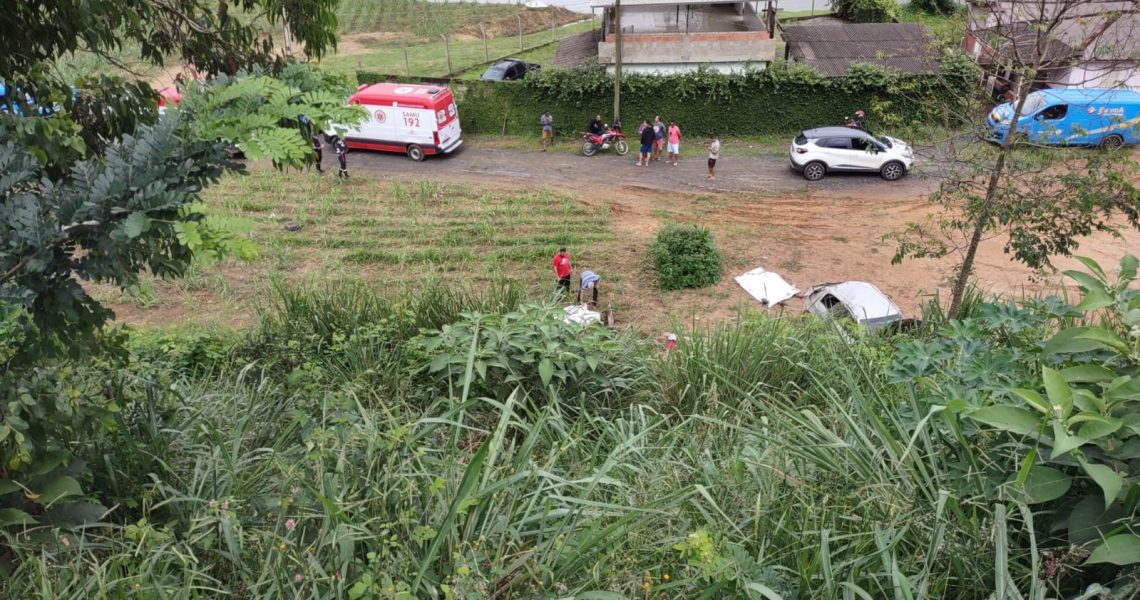 Três jovens de São João do Manhuaçu morrem em acidente na BR-116