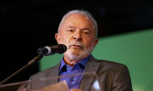 Lula parabeniza papa Francisco pelo aniversário de 86 anos