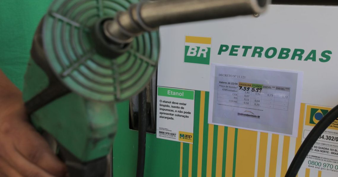 Petrobras reduz preços da gasolina e do diesel para as distribuidoras