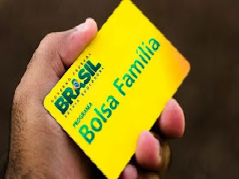 Pagamento do novo BOLSA FAMÍLIA começa hoje! Veja o calendário e quem recebe 1º de R$ 600