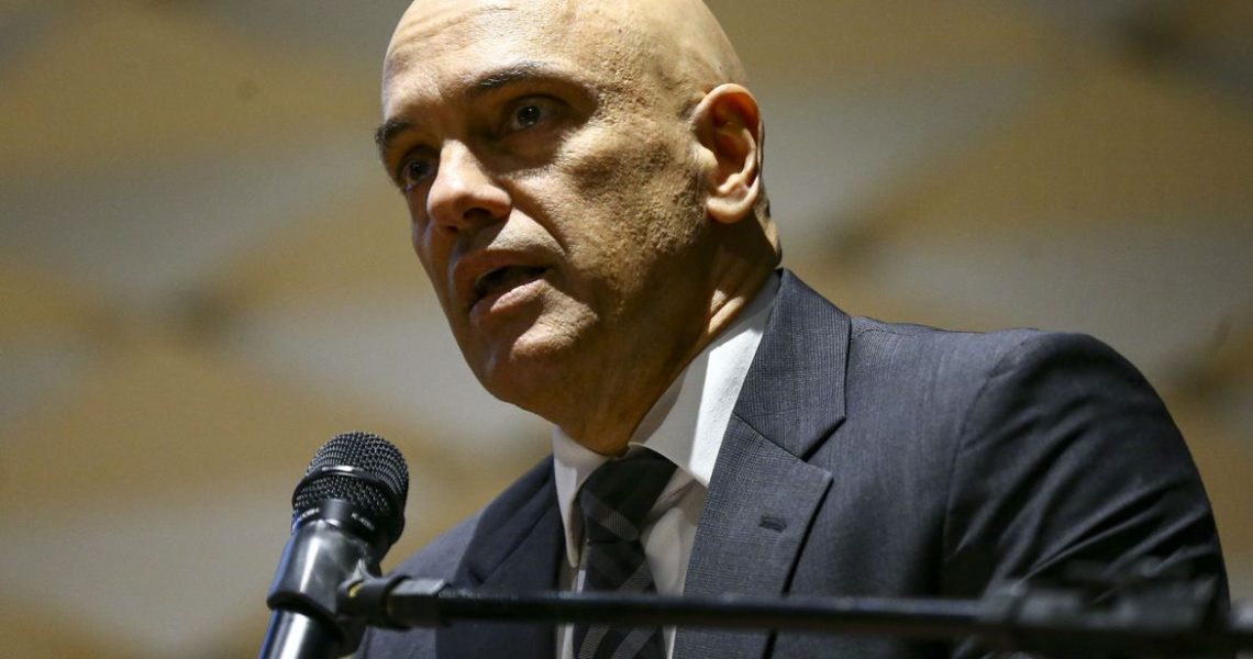Moraes inclui Bolsonaro em inquérito sobre ataques antidemocráticos