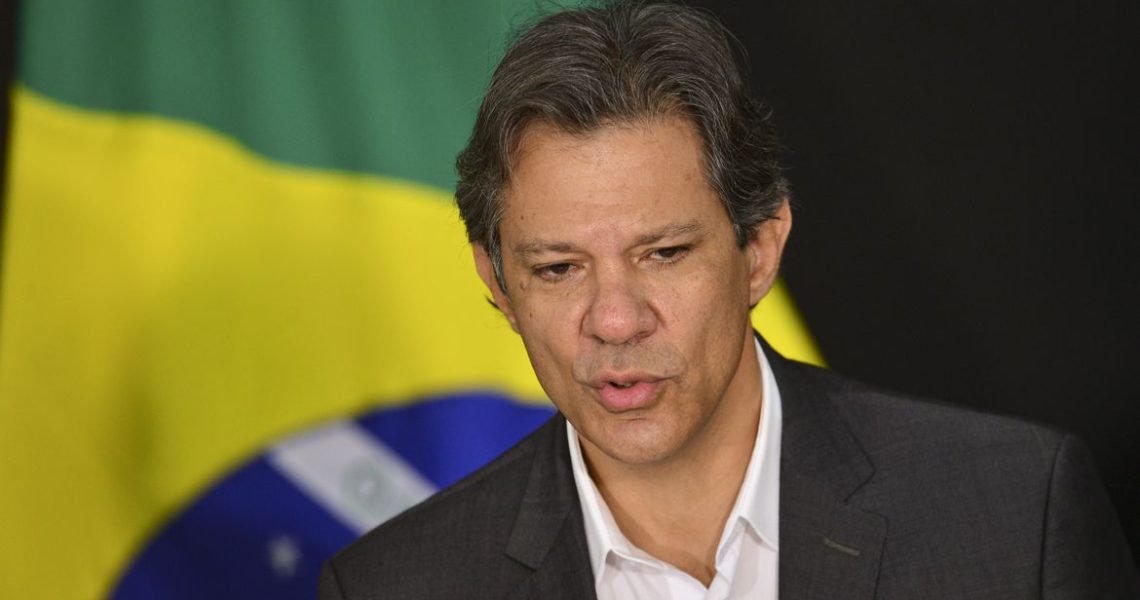 Salário mínimo “vai ser pago normalmente”, diz Haddad