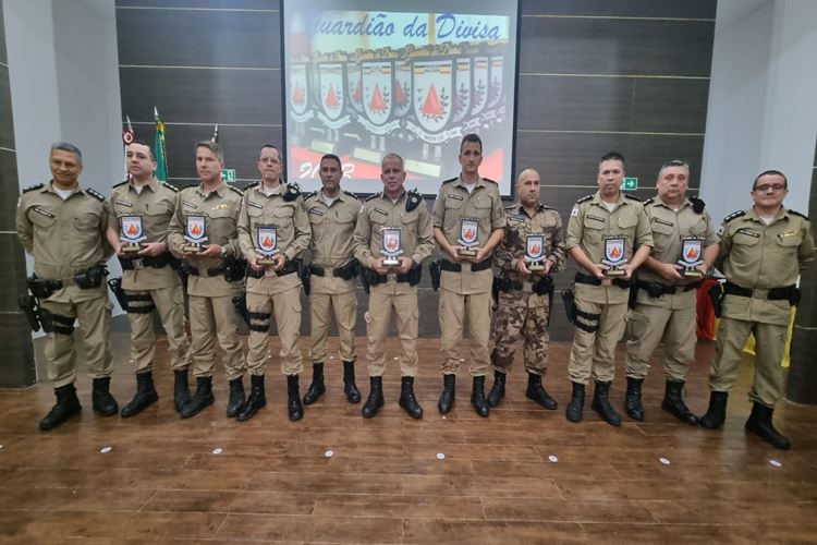 47º Batalhão da PM comemora 16 anos de atuação em Muriaé e dezenas de militares são homenageados