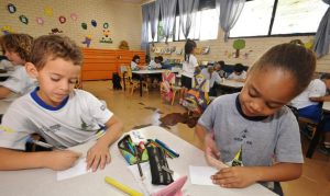 Cartilha online traz orientações preventivas contra violência escolar
