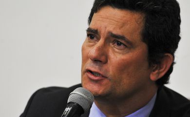 PGR denuncia Moro ao Supremo por calúnia contra Gilmar Mendes