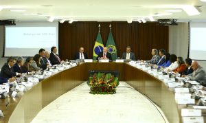 Brasil vai crescer mais que os pessimistas estão prevendo, diz Lula