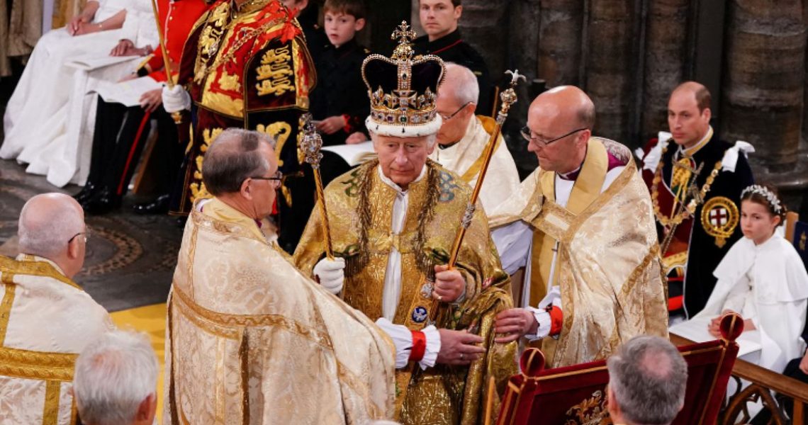 Rei Charles III é coroado neste sábado, em Londres