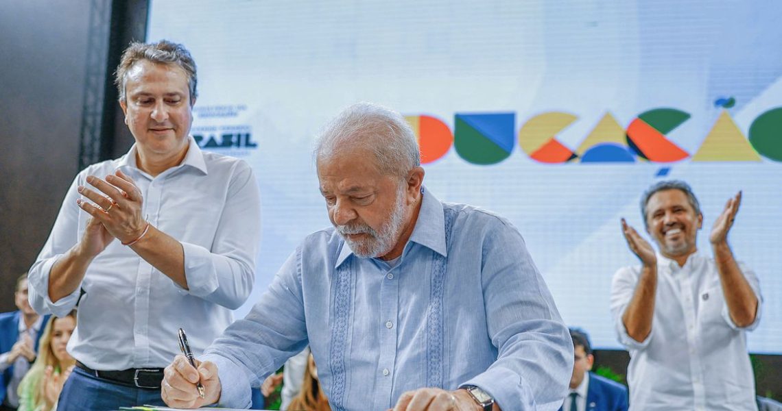 Lula diz que base de apoio no Congresso será testada a cada votação