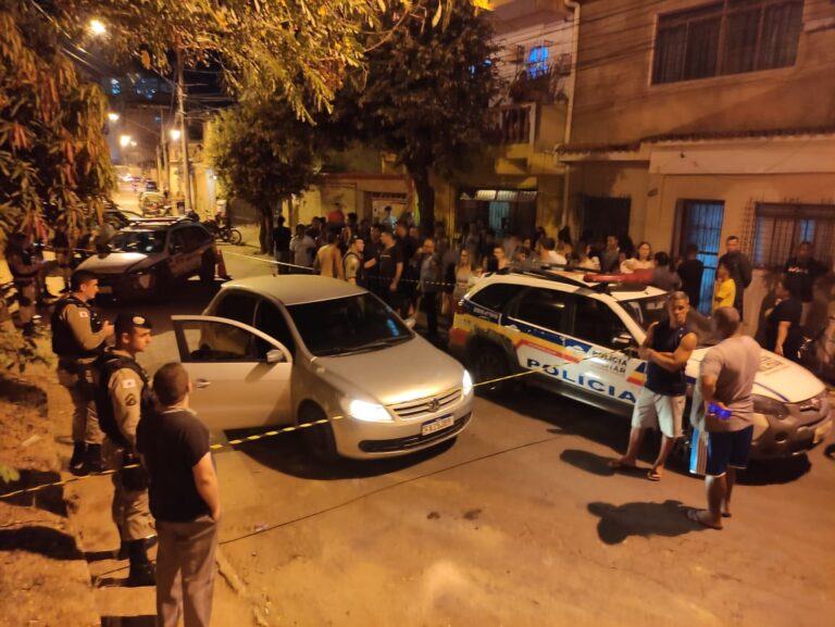 Homem é assassinado dentro de veículo no bairro Rosário