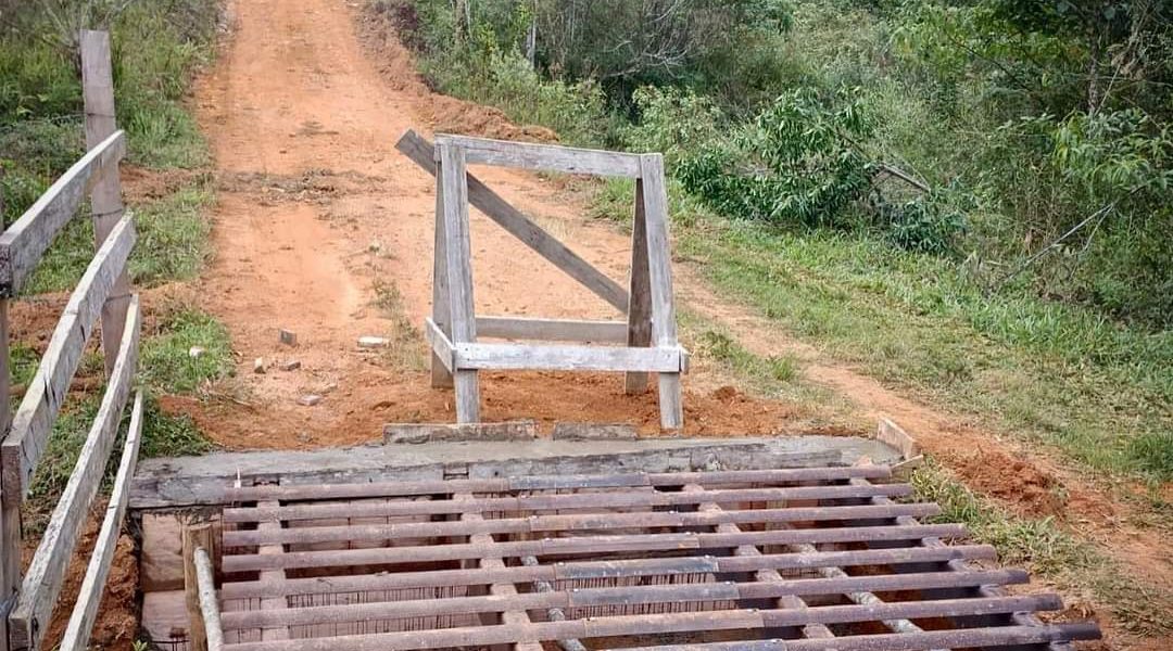 Miradouro recebe doação de 14 Mata_ Burros