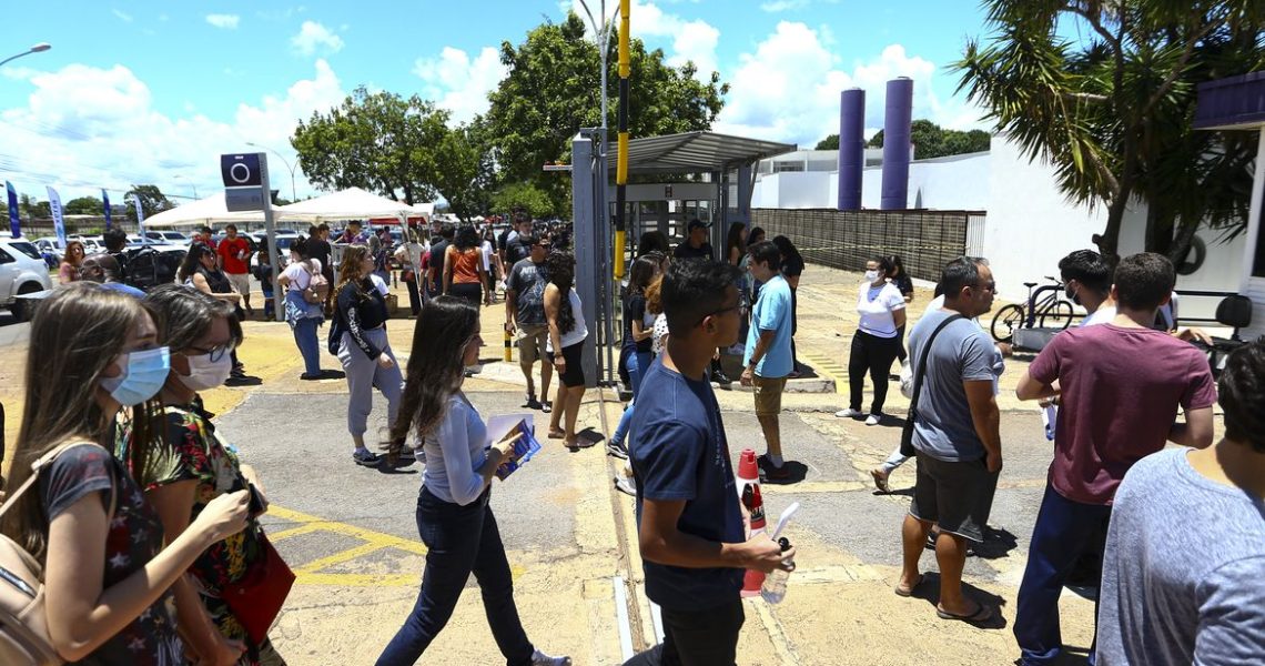 Inscrições para o Enem 2023 terminam nesta sexta-feira