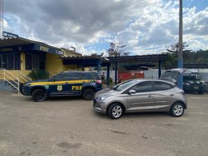 HB 20 roubado é recuperado pela PRF durante fiscalização na BR 356 em Muriaé (MG)
