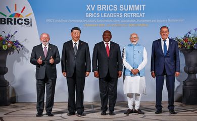 Lula diz que PAC é oportunidade de investimento para países do Brics
