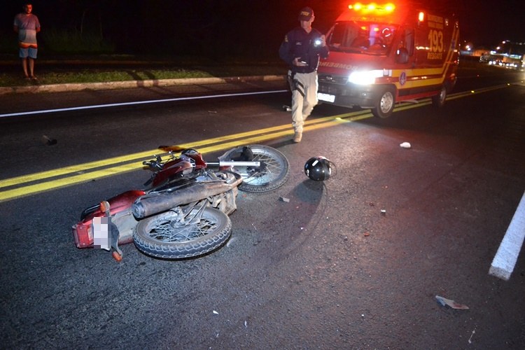 Acidente na BR-116 próximo a Faminas deixa motociclista gravemente ferido