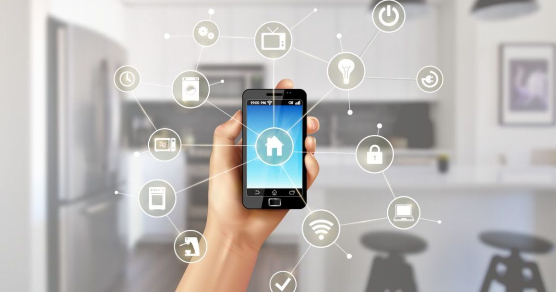 De cada 100 brasileiros, 87 usavam internet em 2022, aponta IBGE