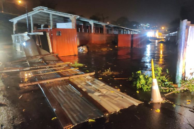 Chuva forte deixa rastro de destruição por toda parte em Muriaé