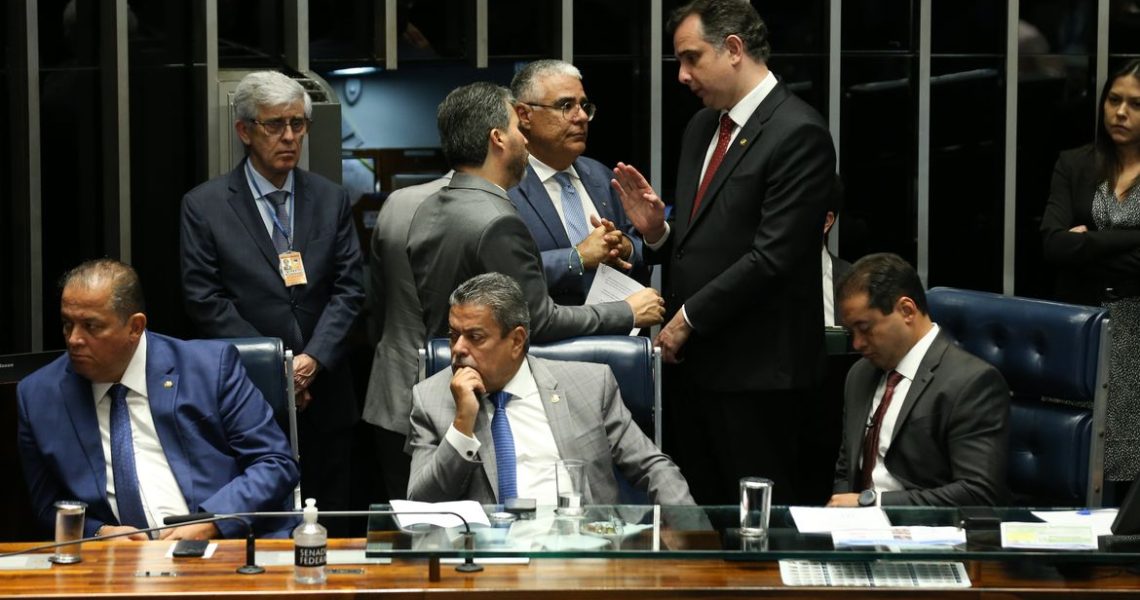 Senado aprova taxação de apostas esportivas, mas desidrata texto