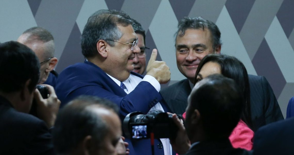 Senado aprova indicação de Flávio Dino para ministro do STF