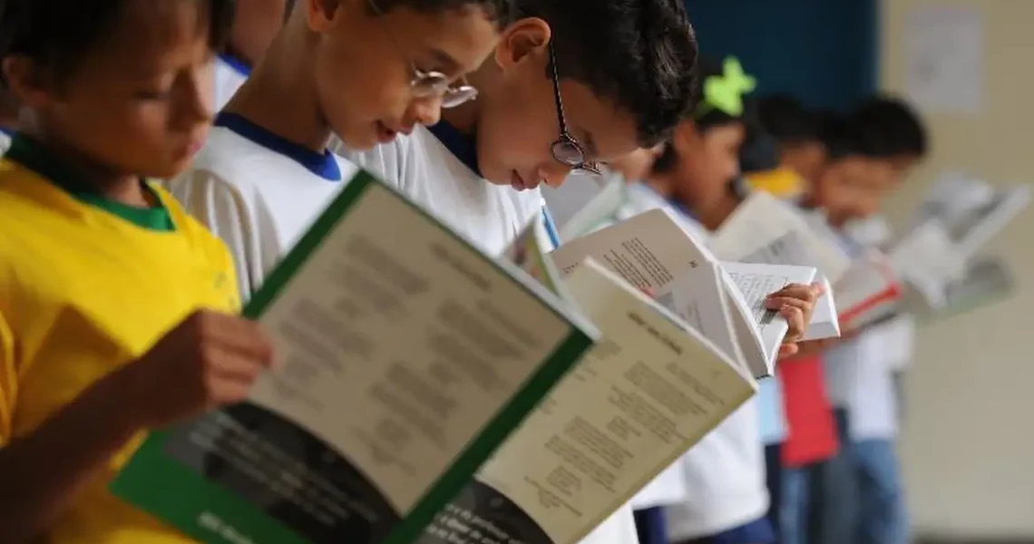 Curso ajuda professores a despertar interesse de crianças pelos livros