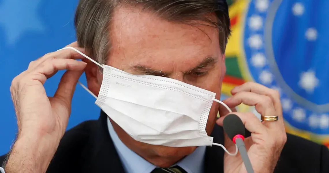 CGU conclui que certificado de vacinação de Bolsonaro é falso