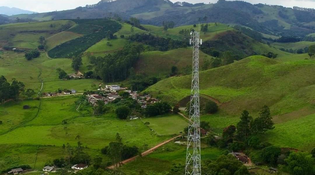 Miradouro: Distrito de Serrania é contemplado com sinal de celular