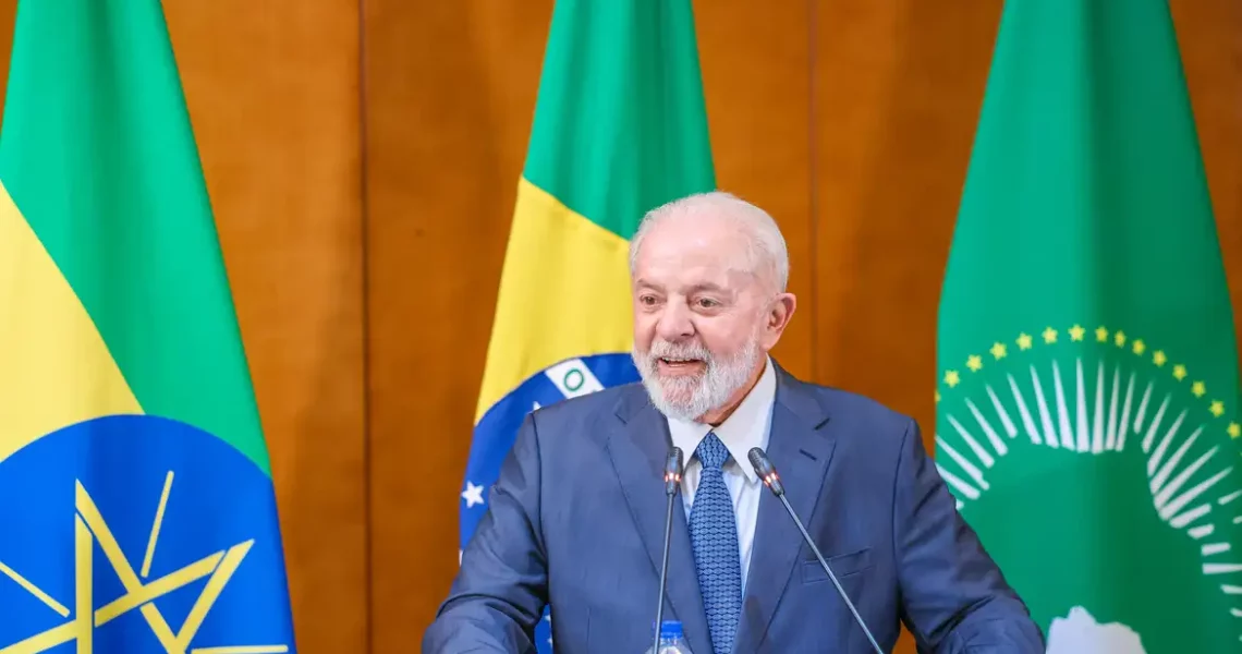 Lula critica países por corte de ajuda humanitária à Palestina