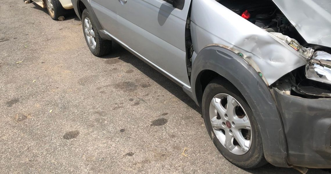 Acidente na manhã desta quinta feira (21) envolvendo dois veículos próximo ao Posto Timbozão em Miradouro