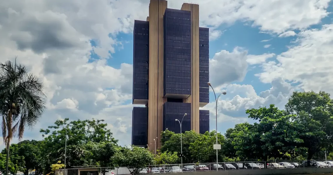 PEC promove “privatização” do BC e pode ter custo fiscal ao país