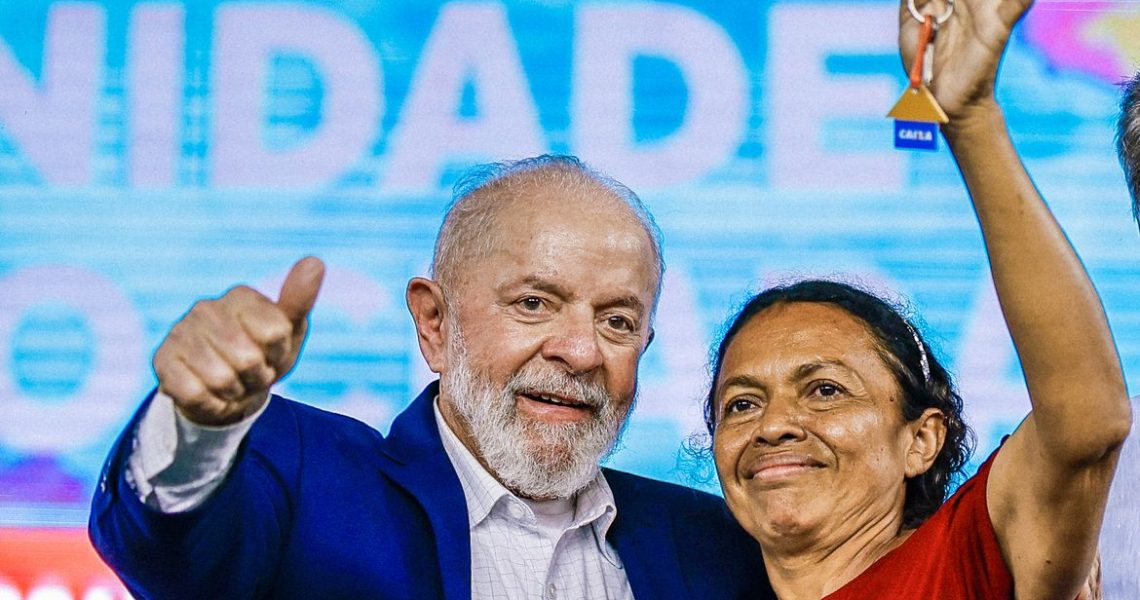Lula anuncia R$ 194 milhões para construção de 1,3 mil casas no Piauí