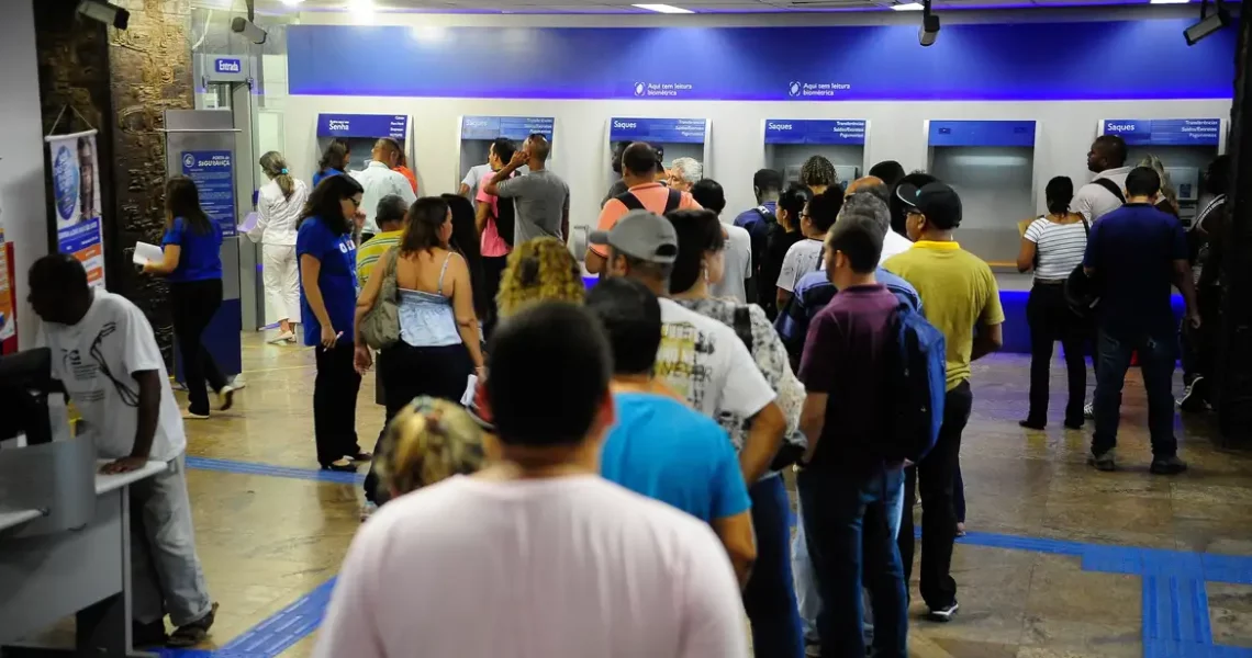 Atraso em sistema informático paralisa saques do Fundo PIS/Pasep