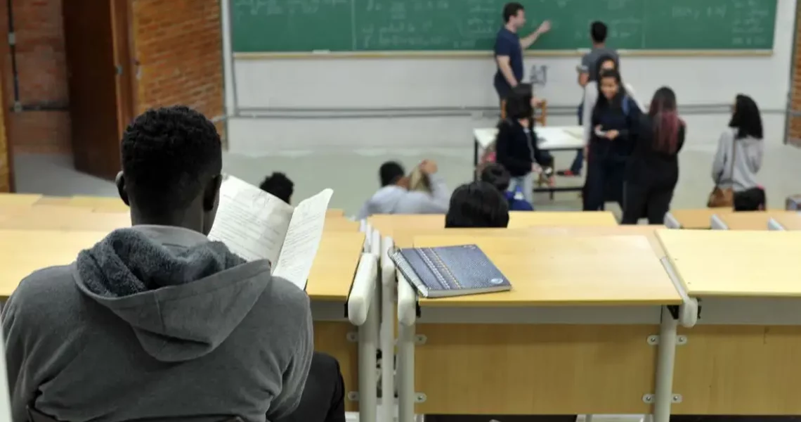 Prouni terá mais de 240 mil bolsas no segundo semestre