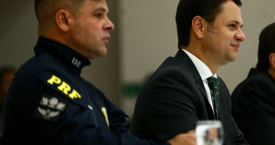 PF indicia Torres e Vasques por uso ilegal da PRF nas eleições de 2022