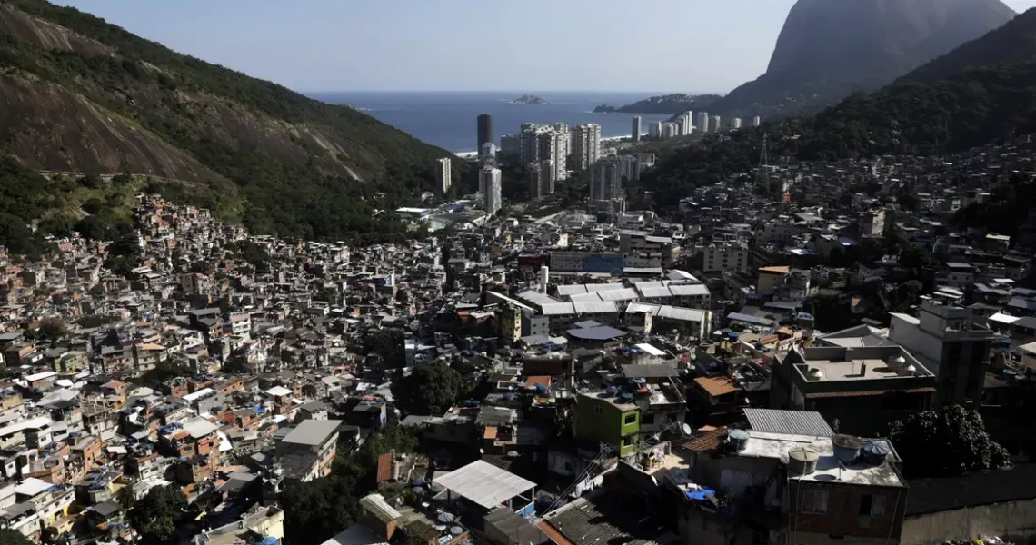 Censo revela quais são as 20 maiores favelas do país; veja a lista