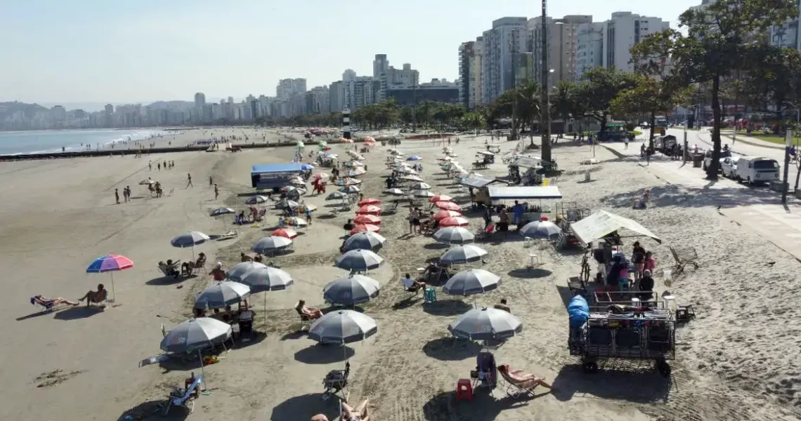 SP: governo recomenda que banhistas evitem mar por 24 horas após chuva