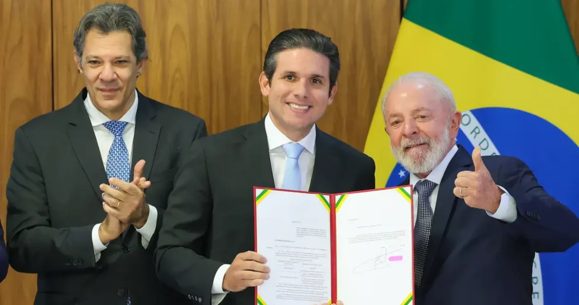 Entenda a reforma do Imposto de Renda enviada ao Congresso Taxação de renda acima de R$ 50 mil